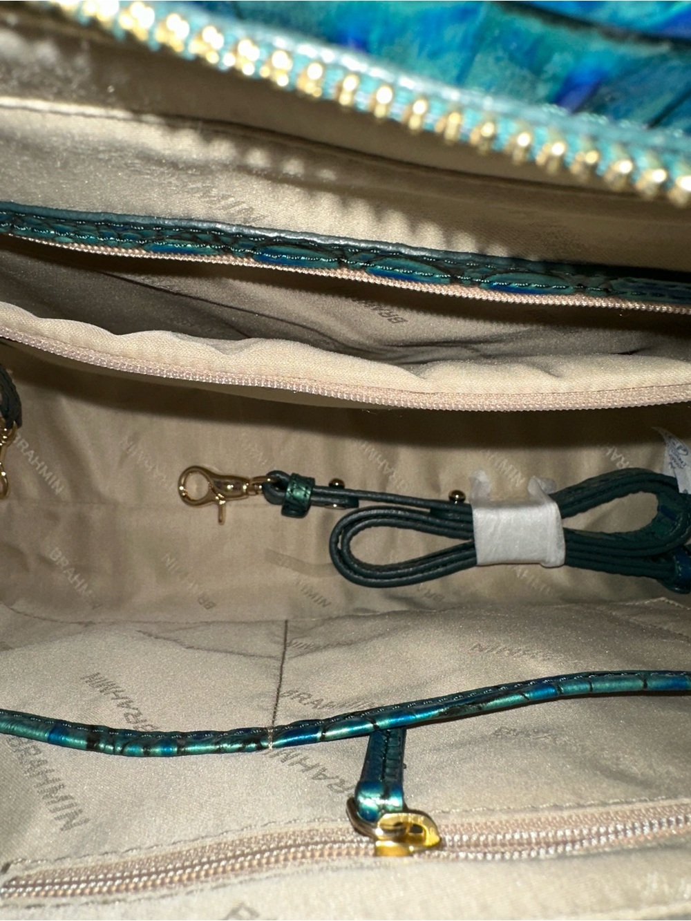 💚 EEUC Brahmin Elaine, Cordelia Wallet, and Britt Coin Purse in Peacock Shimmer - Picture 4 of 10